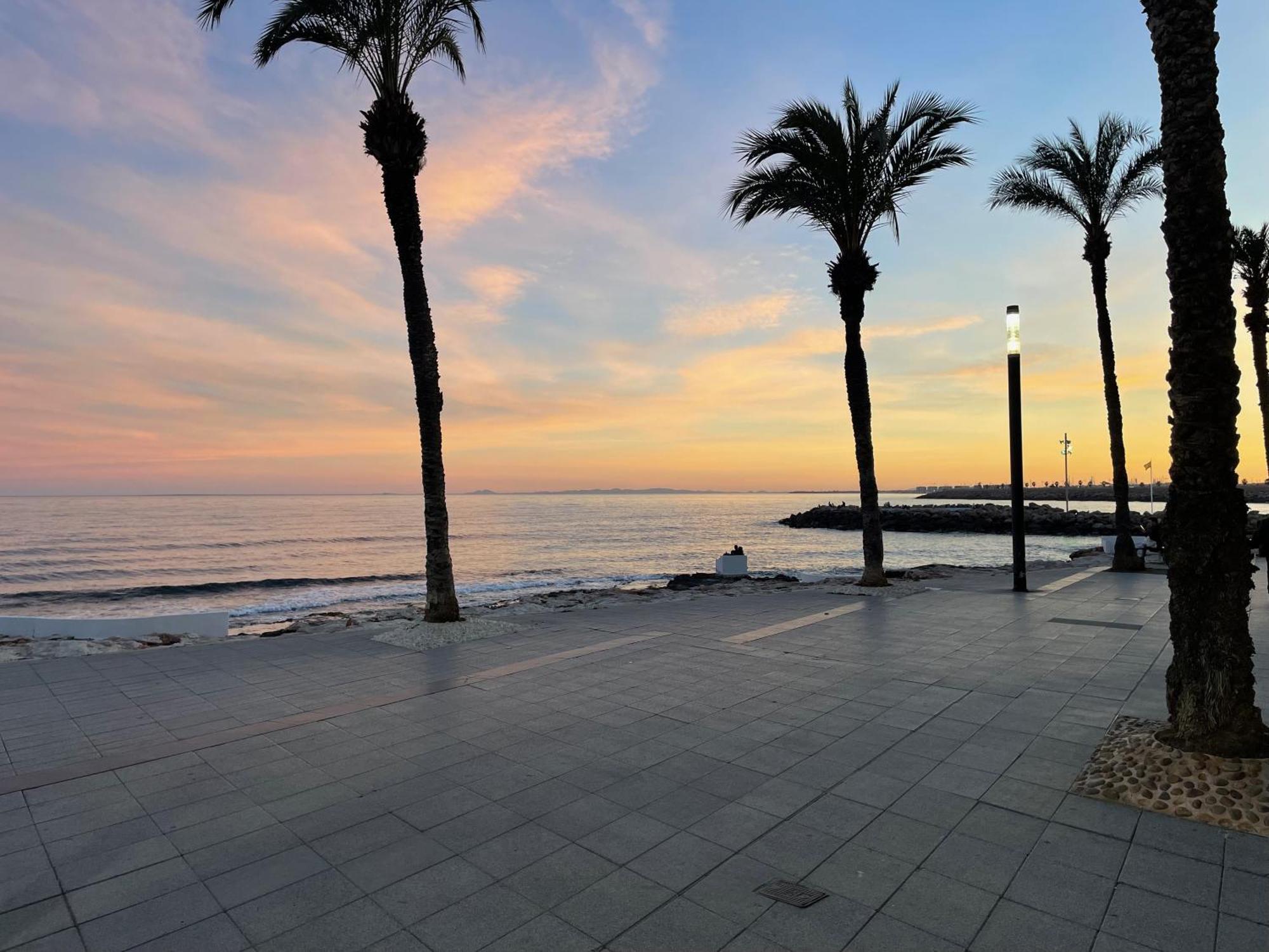 Superior La Playa! 3 Bedrooms! 2 Baths! Air Condition! Side Sea View! Torrevieja Eksteriør billede