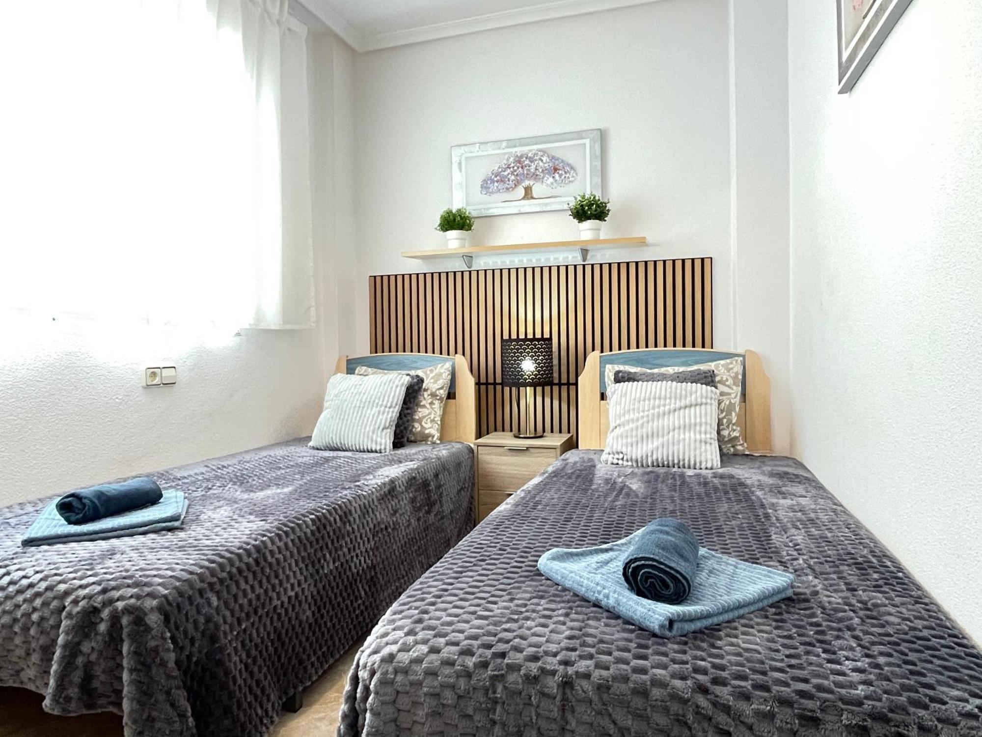 Superior La Playa! 3 Bedrooms! 2 Baths! Air Condition! Side Sea View! Torrevieja Eksteriør billede