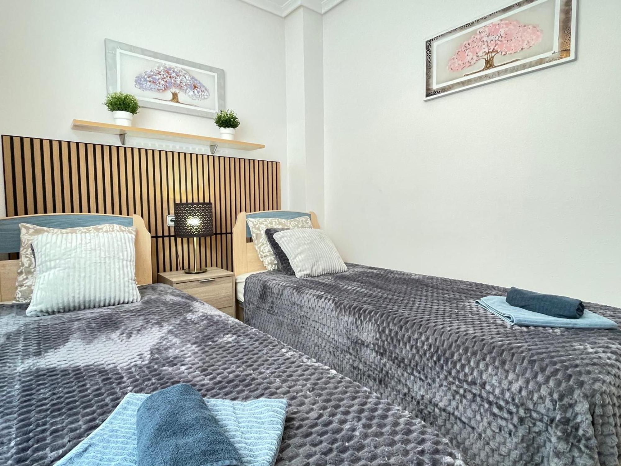 Superior La Playa! 3 Bedrooms! 2 Baths! Air Condition! Side Sea View! Torrevieja Eksteriør billede